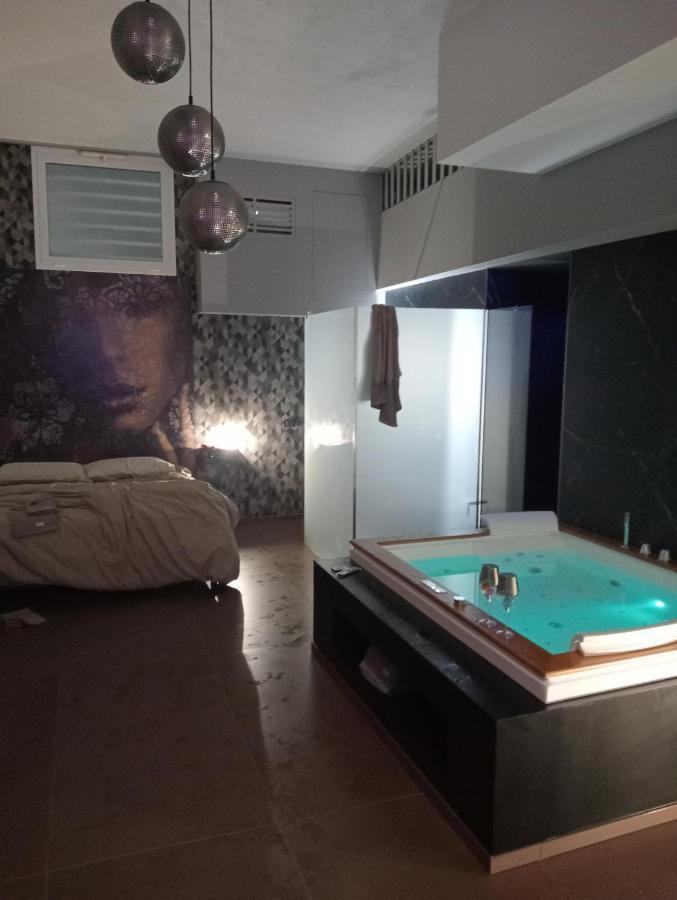 Suite Luxurya Bari Luaran gambar