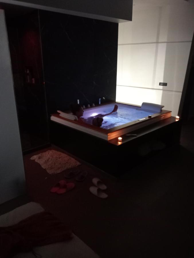 Suite Luxurya Bari Luaran gambar