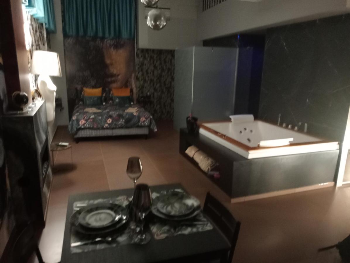 Suite Luxurya Bari Luaran gambar
