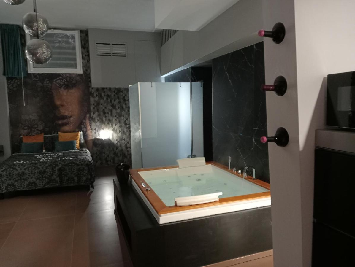 Suite Luxurya Bari Luaran gambar